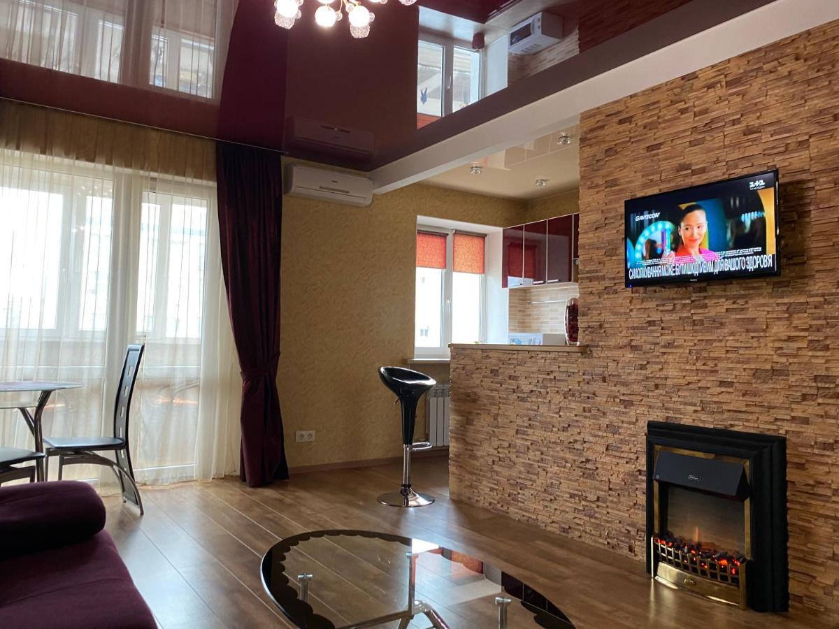 New Apartments With Panoramic Views On Avenue Nauky Charkiv Exteriör bild