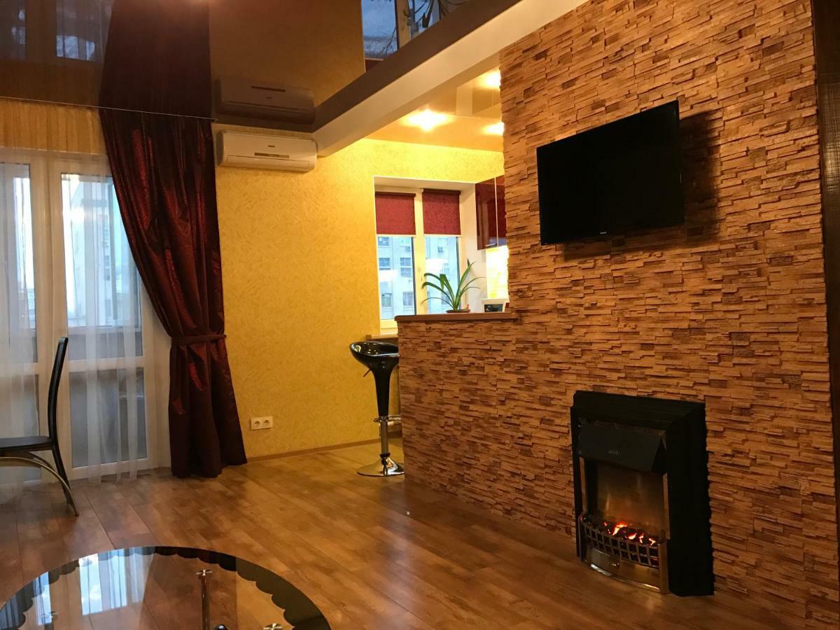 New Apartments With Panoramic Views On Avenue Nauky Charkiv Exteriör bild