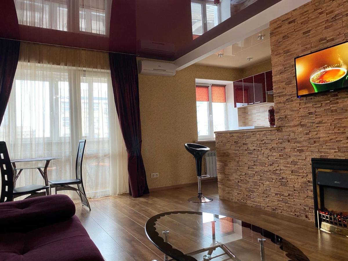 New Apartments With Panoramic Views On Avenue Nauky Charkiv Exteriör bild